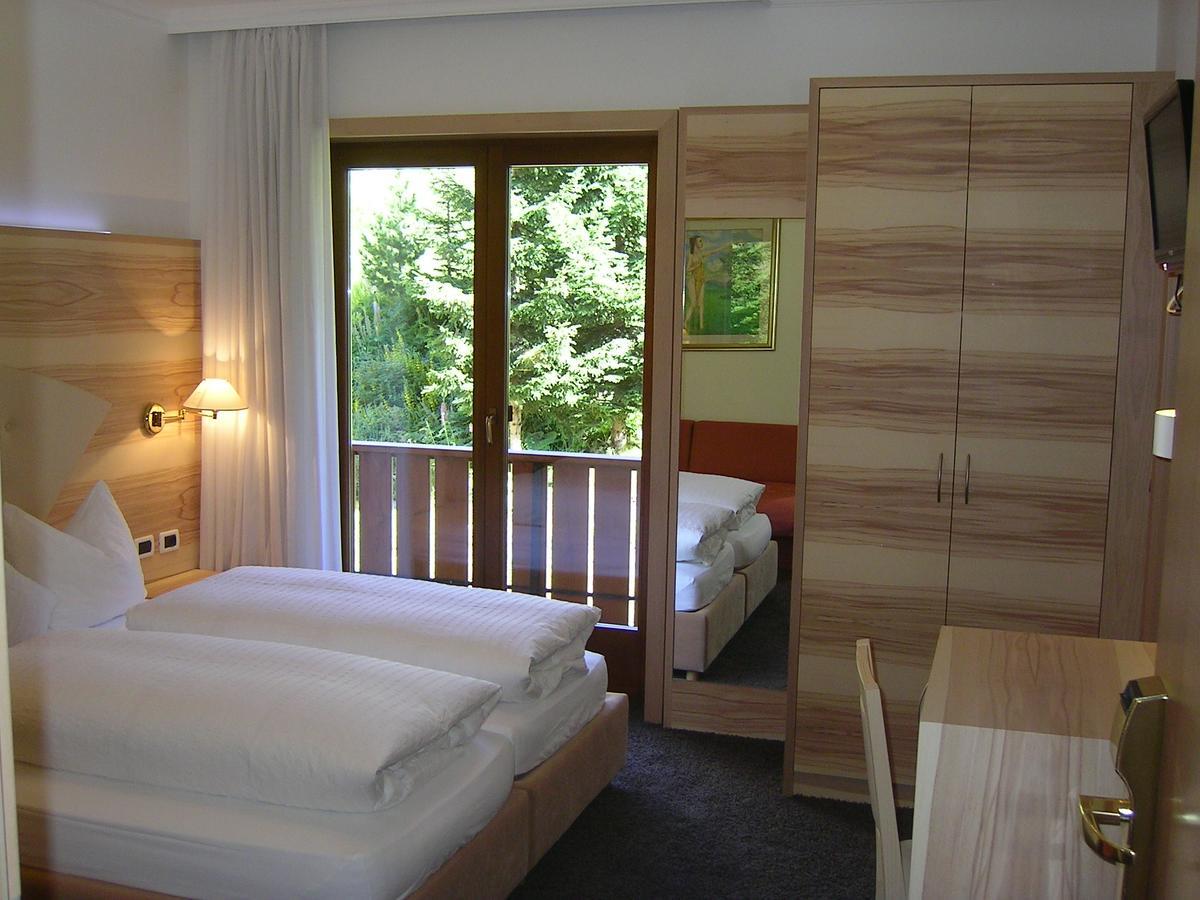 Hotel Garni Royal أرابّا المظهر الخارجي الصورة