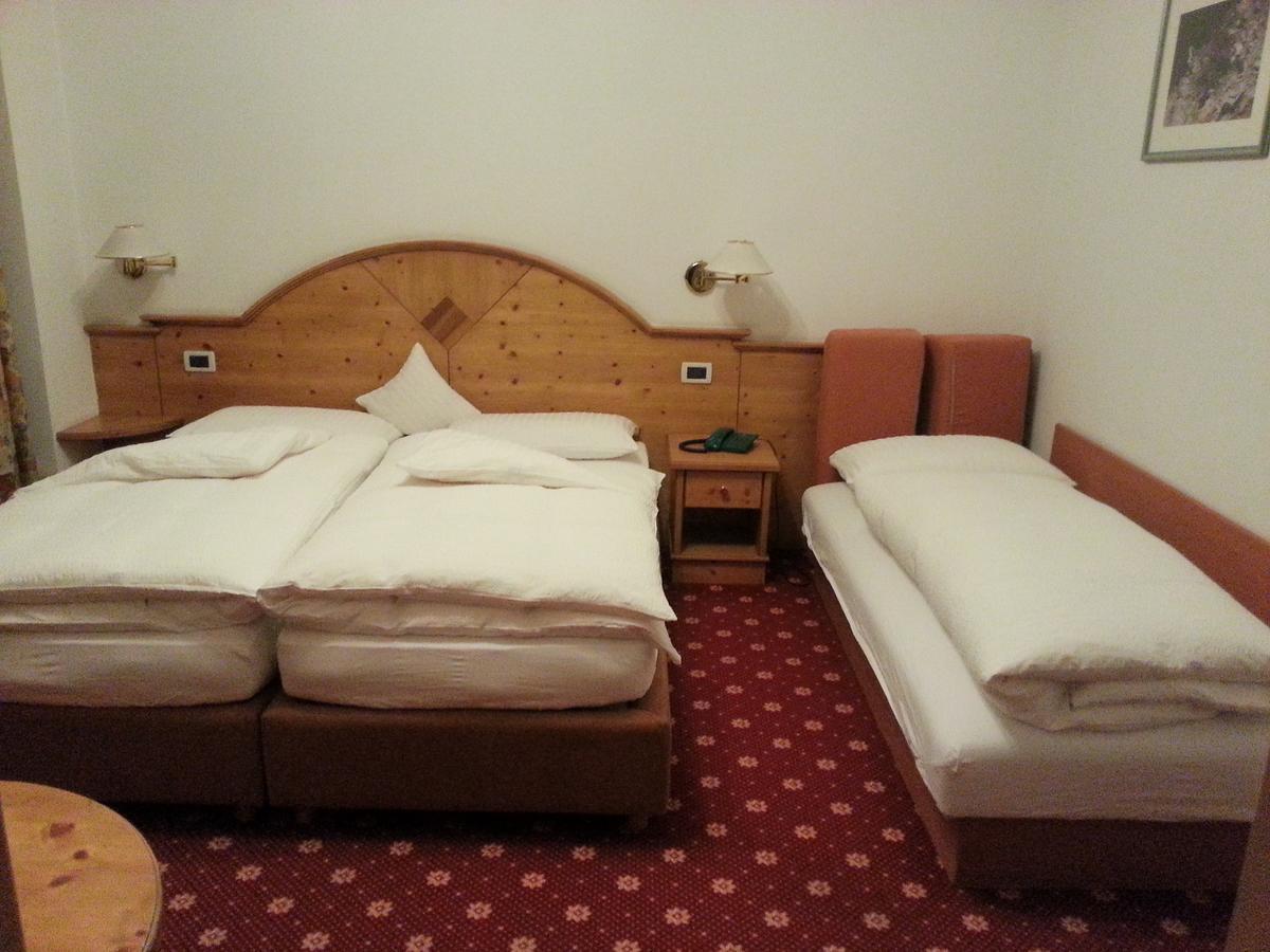 Hotel Garni Royal أرابّا المظهر الخارجي الصورة